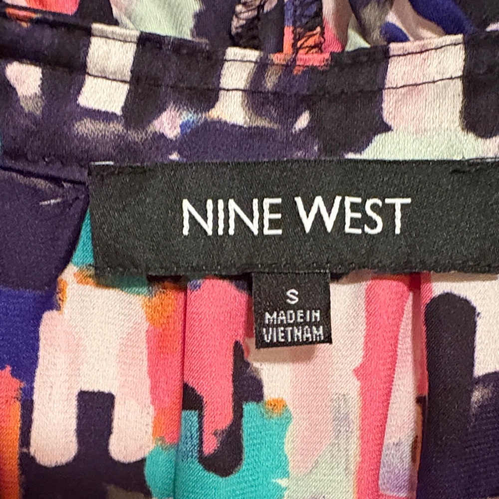 Nine West Colorful Abstract Pattern Top - Picture 3 of 3